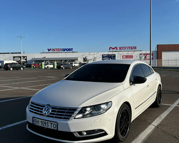 Белый Фольксваген CC / Passat CC, объемом двигателя 1.98 л и пробегом 213 тыс. км за 12000 $, фото 1 на Automoto.ua