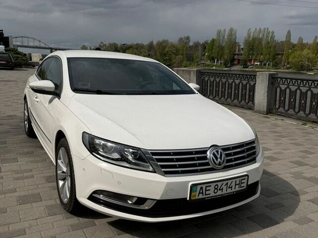 Белый Фольксваген CC / Passat CC, объемом двигателя 1.97 л и пробегом 115 тыс. км за 15800 $, фото 1 на Automoto.ua
