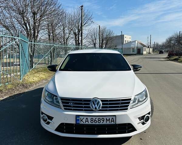Белый Фольксваген CC / Passat CC, объемом двигателя 1.98 л и пробегом 227 тыс. км за 12500 $, фото 1 на Automoto.ua