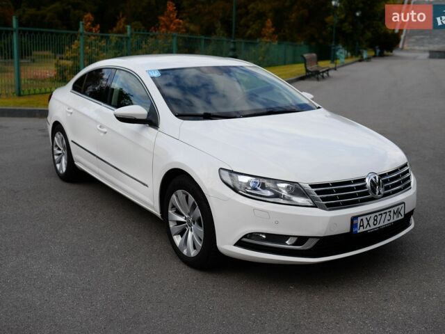 Белый Фольксваген CC / Passat CC, объемом двигателя 2 л и пробегом 206 тыс. км за 9900 $, фото 1 на Automoto.ua
