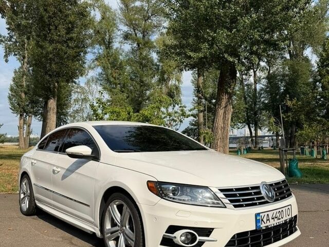 Белый Фольксваген CC / Passat CC, объемом двигателя 1.98 л и пробегом 83 тыс. км за 12500 $, фото 1 на Automoto.ua
