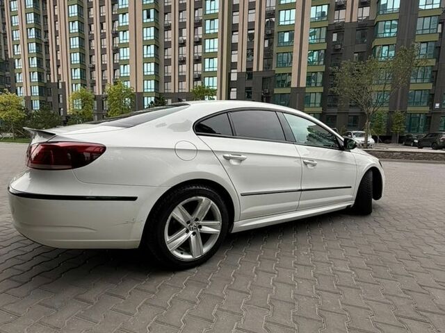 Білий Фольксваген CC / Passat CC, об'ємом двигуна 2 л та пробігом 170 тис. км за 9200 $, фото 1 на Automoto.ua
