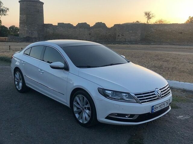 Белый Фольксваген CC / Passat CC, объемом двигателя 1.97 л и пробегом 165 тыс. км за 14800 $, фото 1 на Automoto.ua