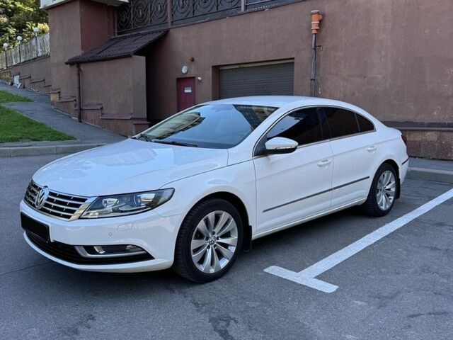 Белый Фольксваген CC / Passat CC, объемом двигателя 1.97 л и пробегом 80 тыс. км за 16800 $, фото 1 на Automoto.ua