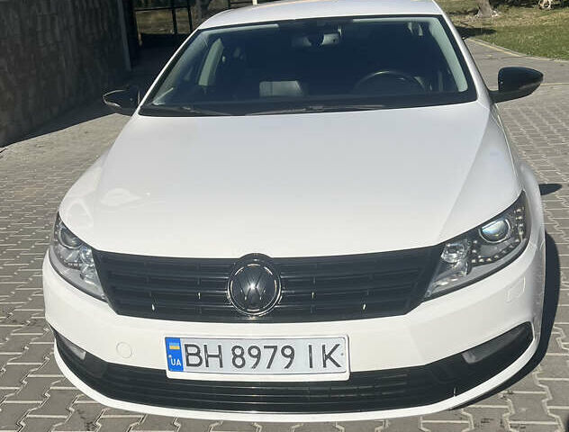 Белый Фольксваген CC / Passat CC, объемом двигателя 1.98 л и пробегом 144 тыс. км за 12500 $, фото 1 на Automoto.ua