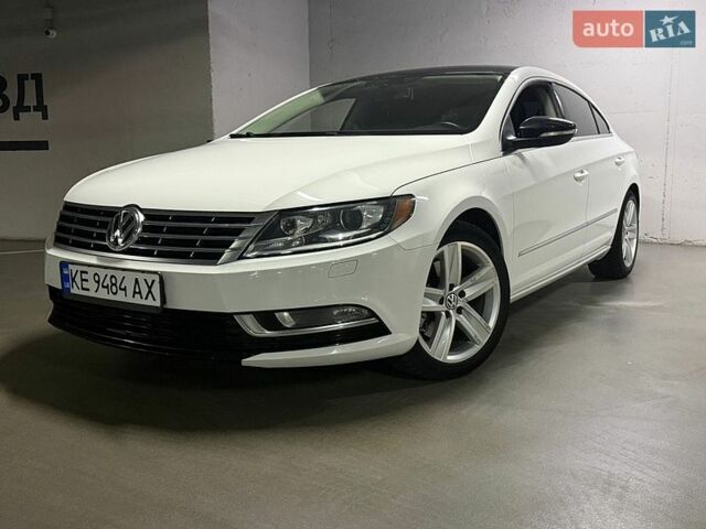 Белый Фольксваген CC / Passat CC, объемом двигателя 2 л и пробегом 157 тыс. км за 10700 $, фото 1 на Automoto.ua