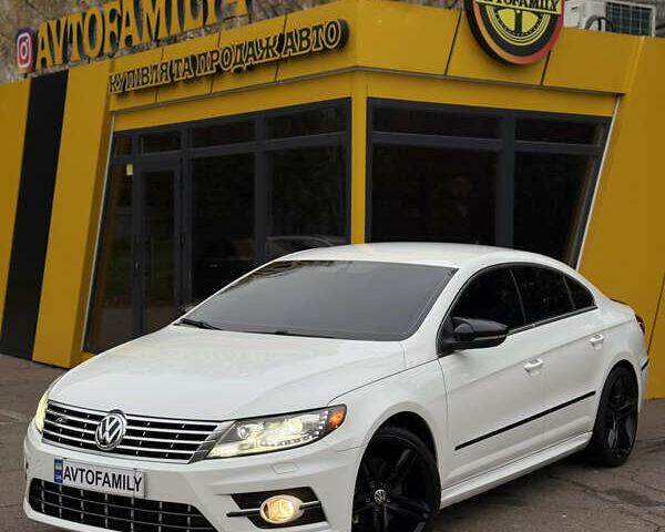 Белый Фольксваген CC / Passat CC, объемом двигателя 1.98 л и пробегом 177 тыс. км за 12000 $, фото 1 на Automoto.ua