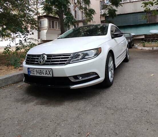 Белый Фольксваген CC / Passat CC, объемом двигателя 1.98 л и пробегом 144 тыс. км за 13000 $, фото 1 на Automoto.ua