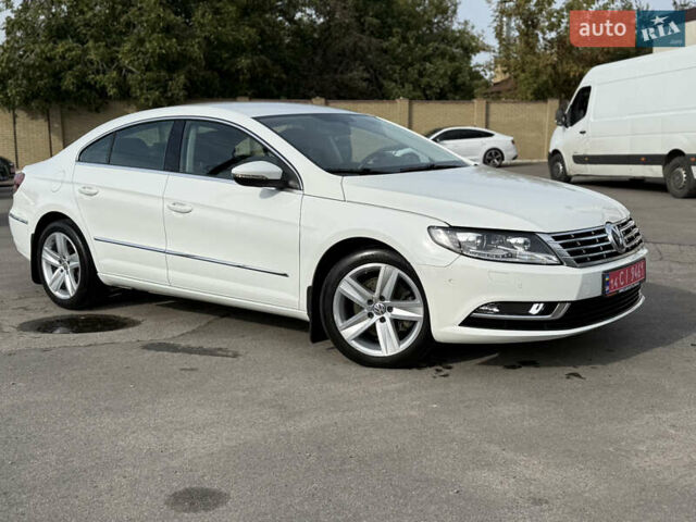 Белый Фольксваген CC / Passat CC, объемом двигателя 2 л и пробегом 73 тыс. км за 12500 $, фото 1 на Automoto.ua