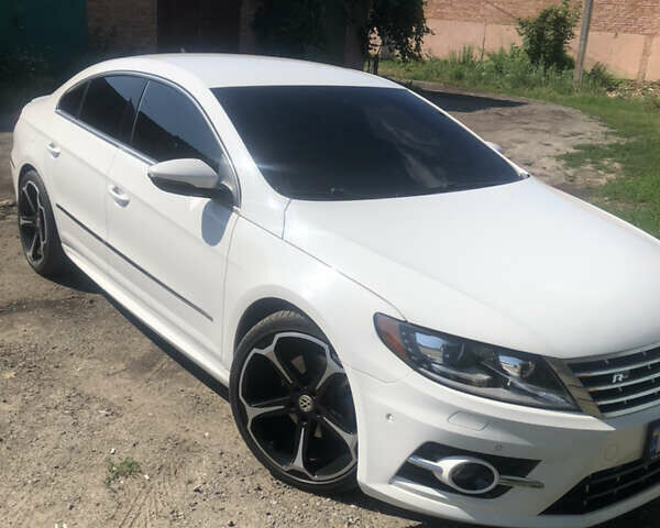 Белый Фольксваген CC / Passat CC, объемом двигателя 2 л и пробегом 140 тыс. км за 13200 $, фото 1 на Automoto.ua