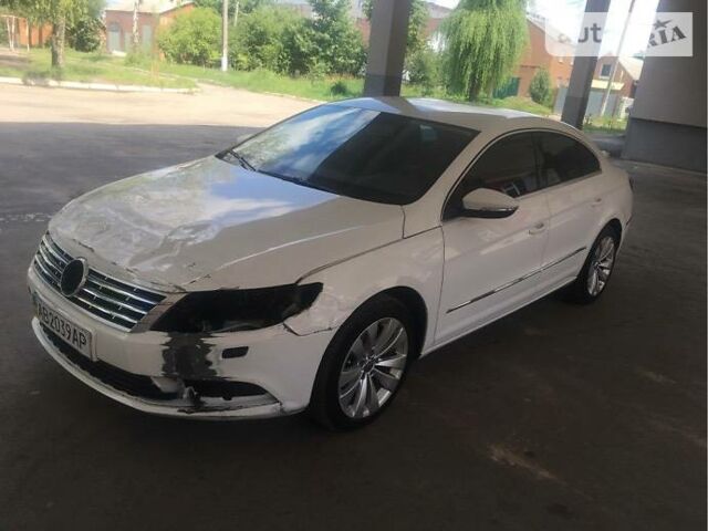 Белый Фольксваген CC / Passat CC, объемом двигателя 2 л и пробегом 90 тыс. км за 16800 $, фото 1 на Automoto.ua