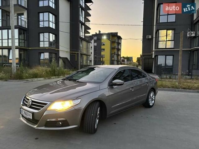 Бежевый Фольксваген CC / Passat CC, объемом двигателя 1.97 л и пробегом 287 тыс. км за 9500 $, фото 1 на Automoto.ua