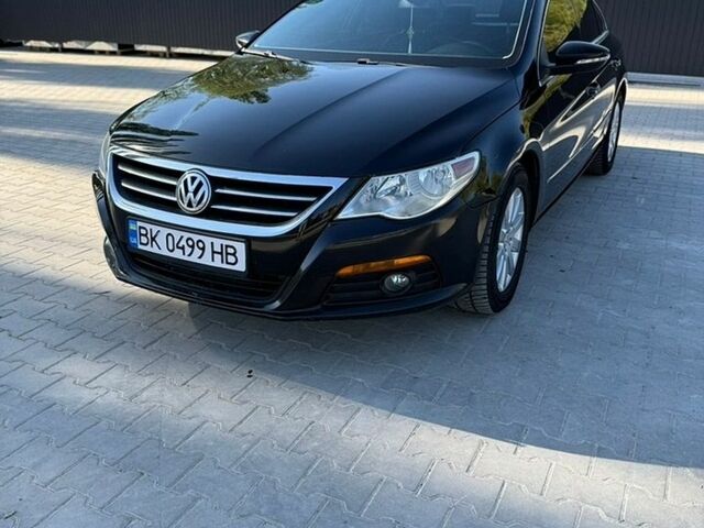Черный Фольксваген CC / Passat CC, объемом двигателя 1.98 л и пробегом 300 тыс. км за 8400 $, фото 1 на Automoto.ua