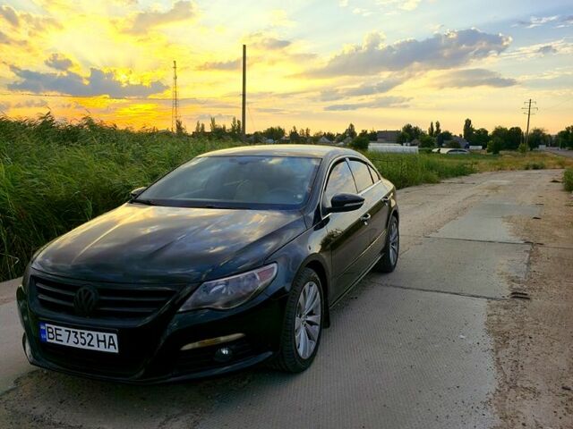 Черный Фольксваген CC, объемом двигателя 2 л и пробегом 231 тыс. км за 8200 $, фото 1 на Automoto.ua