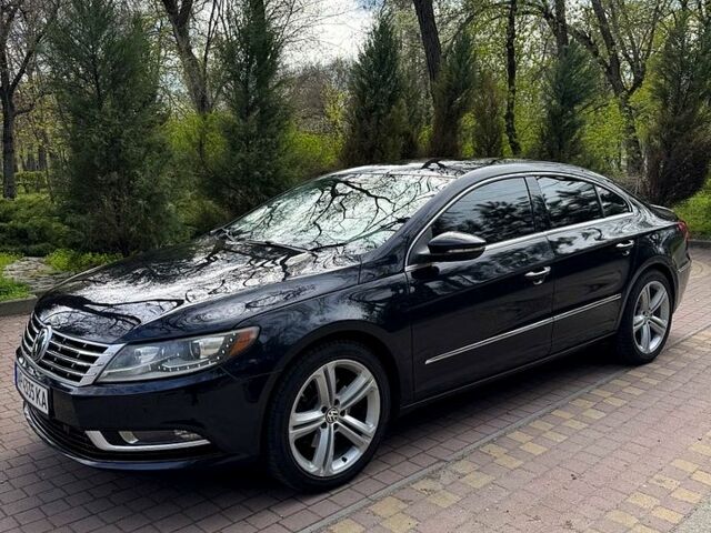 Черный Фольксваген CC, объемом двигателя 2 л и пробегом 230 тыс. км за 8000 $, фото 1 на Automoto.ua