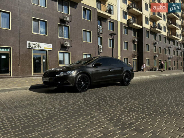 Коричневый Фольксваген CC / Passat CC, объемом двигателя 1.98 л и пробегом 112 тыс. км за 12800 $, фото 1 на Automoto.ua