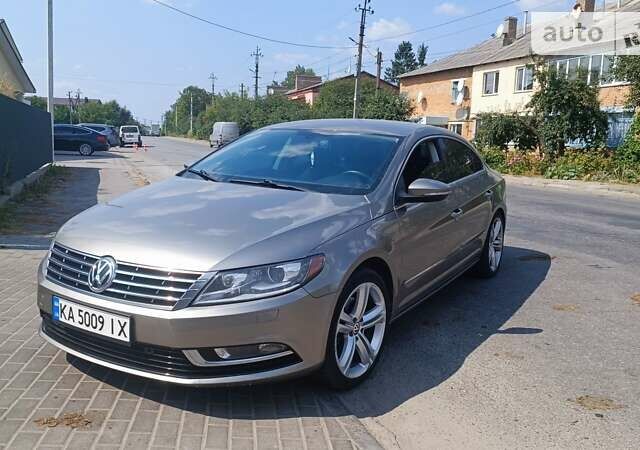 Фольксваген CC / Passat CC, объемом двигателя 2 л и пробегом 220 тыс. км за 10500 $, фото 1 на Automoto.ua