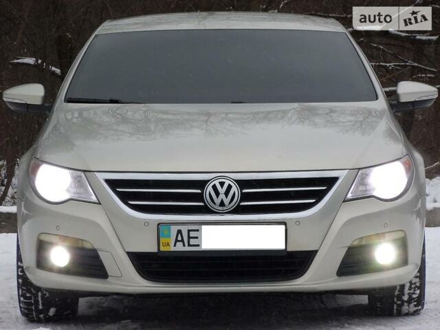 Фольксваген CC / Passat CC, объемом двигателя 2 л и пробегом 129 тыс. км за 11500 $, фото 1 на Automoto.ua