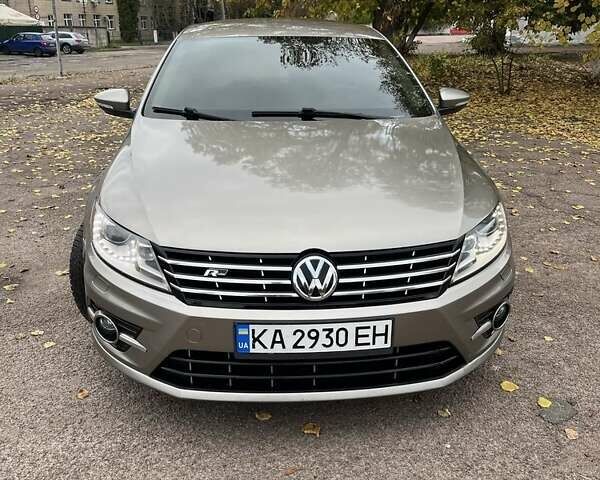 Желтый Фольксваген CC / Passat CC, объемом двигателя 2 л и пробегом 240 тыс. км за 11000 $, фото 1 на Automoto.ua