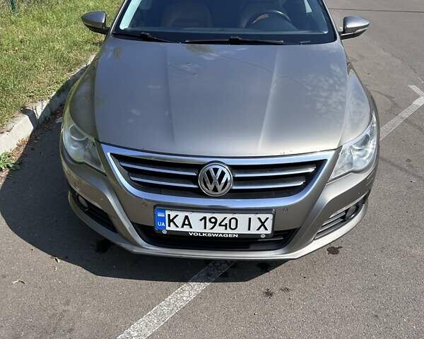 Сірий Фольксваген CC / Passat CC, об'ємом двигуна 1.98 л та пробігом 255 тис. км за 9500 $, фото 1 на Automoto.ua