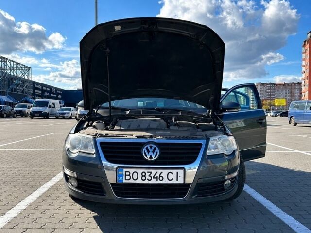 Серый Фольксваген CC / Passat CC, объемом двигателя 1.6 л и пробегом 250 тыс. км за 6500 $, фото 1 на Automoto.ua