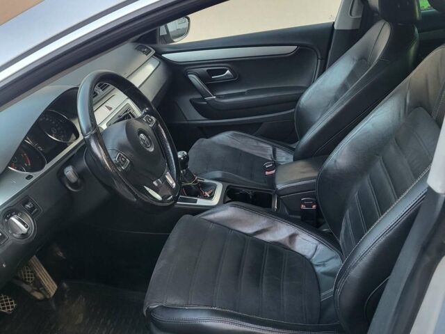 Сірий Фольксваген CC / Passat CC, об'ємом двигуна 1.8 л та пробігом 260 тис. км за 6000 $, фото 1 на Automoto.ua