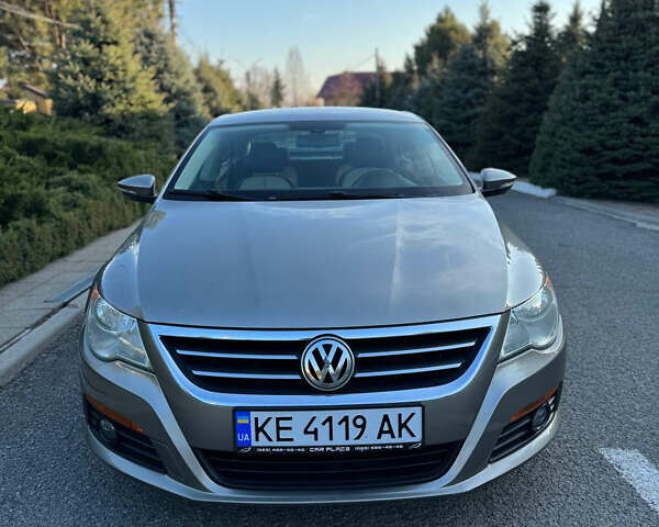 Серый Фольксваген CC / Passat CC, объемом двигателя 2 л и пробегом 160 тыс. км за 9000 $, фото 1 на Automoto.ua