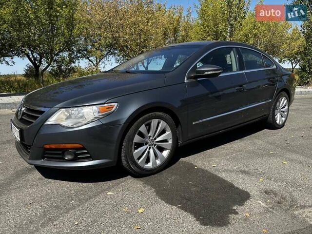 Серый Фольксваген CC / Passat CC, объемом двигателя 1.98 л и пробегом 220 тыс. км за 9000 $, фото 1 на Automoto.ua