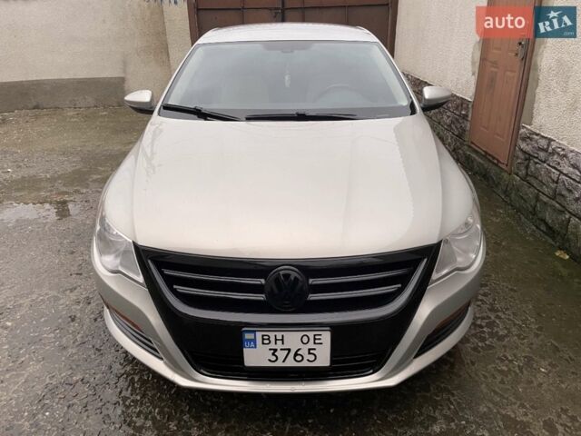 Серый Фольксваген CC / Passat CC, объемом двигателя 1.98 л и пробегом 230 тыс. км за 9000 $, фото 1 на Automoto.ua