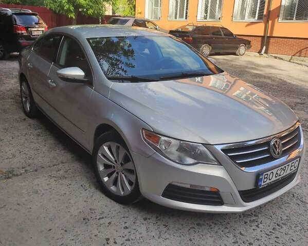 Серый Фольксваген CC / Passat CC, объемом двигателя 2 л и пробегом 292 тыс. км за 8400 $, фото 1 на Automoto.ua
