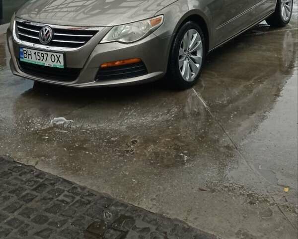 Сірий Фольксваген CC / Passat CC, об'ємом двигуна 2 л та пробігом 280 тис. км за 8000 $, фото 1 на Automoto.ua