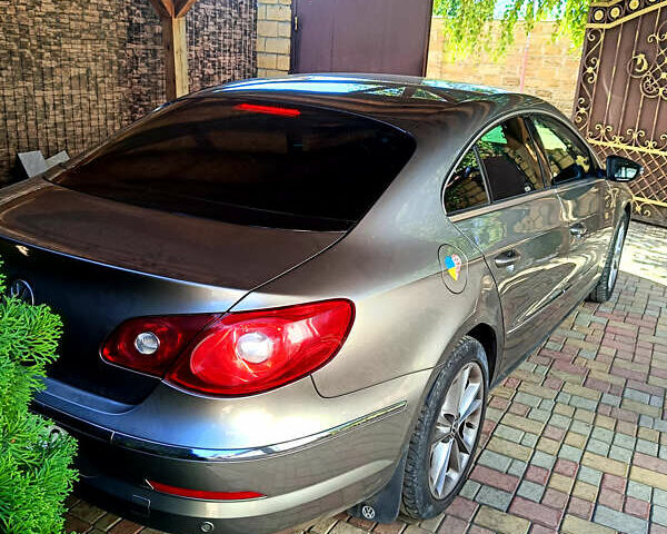 Серый Фольксваген CC / Passat CC, объемом двигателя 1.8 л и пробегом 110 тыс. км за 15000 $, фото 1 на Automoto.ua