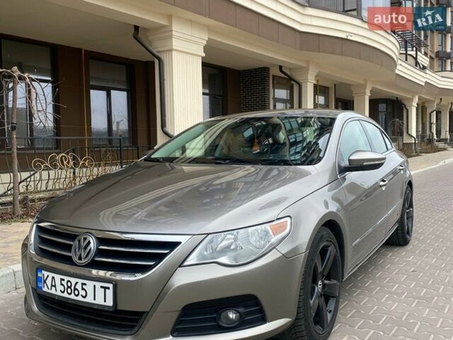 Серый Фольксваген CC / Passat CC, объемом двигателя 2 л и пробегом 246 тыс. км за 8900 $, фото 1 на Automoto.ua