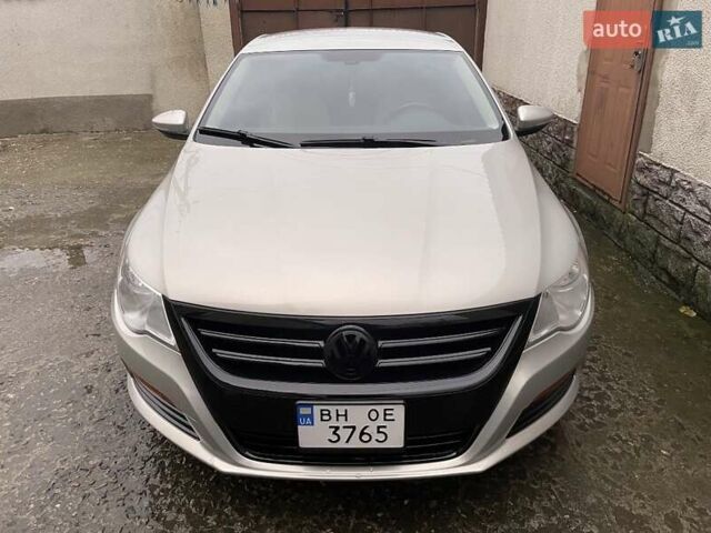 Серый Фольксваген CC / Passat CC, объемом двигателя 1.98 л и пробегом 230 тыс. км за 9999 $, фото 1 на Automoto.ua