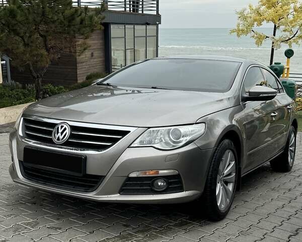 Серый Фольксваген CC / Passat CC, объемом двигателя 1.8 л и пробегом 181 тыс. км за 10200 $, фото 1 на Automoto.ua