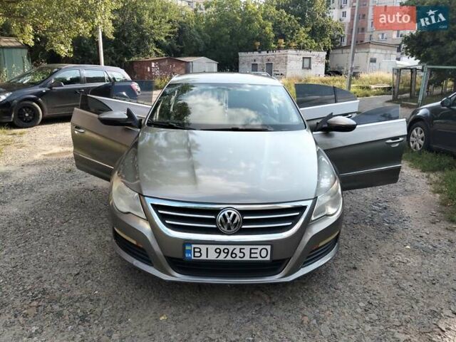 Серый Фольксваген CC / Passat CC, объемом двигателя 1.98 л и пробегом 137 тыс. км за 9000 $, фото 1 на Automoto.ua
