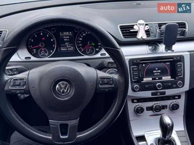 Серый Фольксваген CC / Passat CC, объемом двигателя 1.98 л и пробегом 209 тыс. км за 8800 $, фото 1 на Automoto.ua