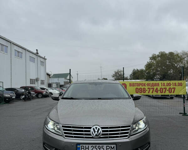 Серый Фольксваген CC / Passat CC, объемом двигателя 1.98 л и пробегом 200 тыс. км за 12000 $, фото 1 на Automoto.ua