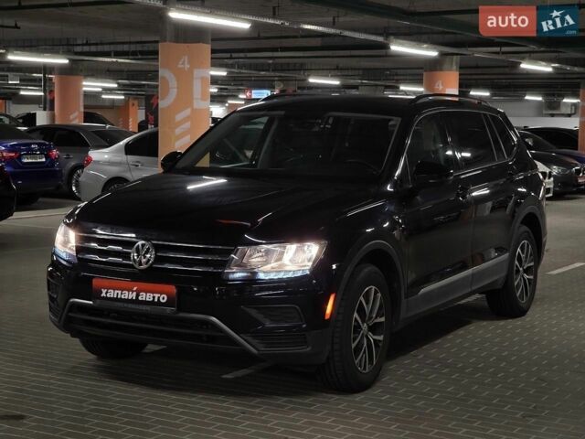 Серый Фольксваген CC / Passat CC, объемом двигателя 1.97 л и пробегом 283 тыс. км за 11950 $, фото 1 на Automoto.ua