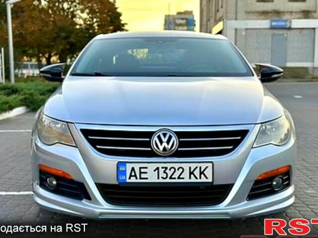 Серый Фольксваген CC, объемом двигателя 2 л и пробегом 220 тыс. км за 8500 $, фото 1 на Automoto.ua