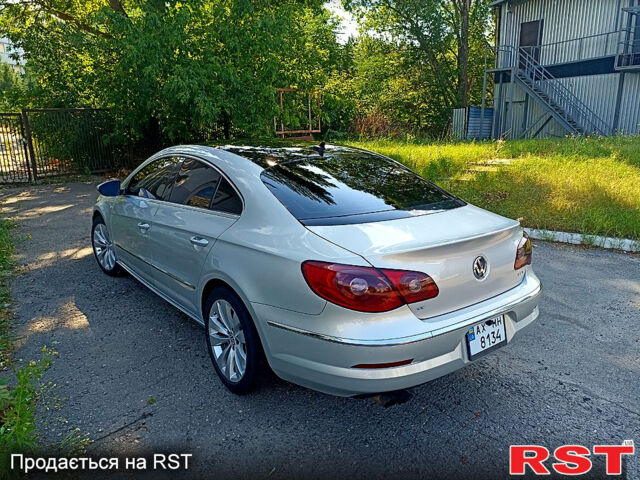 Серый Фольксваген CC, объемом двигателя 2 л и пробегом 260 тыс. км за 8000 $, фото 1 на Automoto.ua