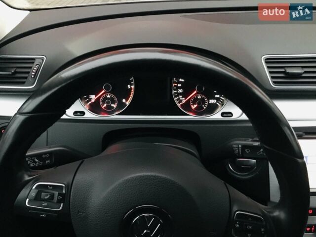 Серый Фольксваген CC / Passat CC, объемом двигателя 2 л и пробегом 120 тыс. км за 15000 $, фото 1 на Automoto.ua