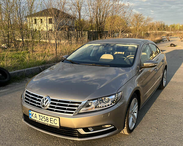 Серый Фольксваген CC / Passat CC, объемом двигателя 2 л и пробегом 154 тыс. км за 11800 $, фото 1 на Automoto.ua