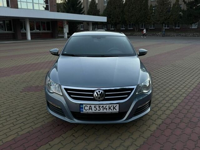 Синий Фольксваген CC / Passat CC, объемом двигателя 1.97 л и пробегом 303 тыс. км за 10500 $, фото 1 на Automoto.ua