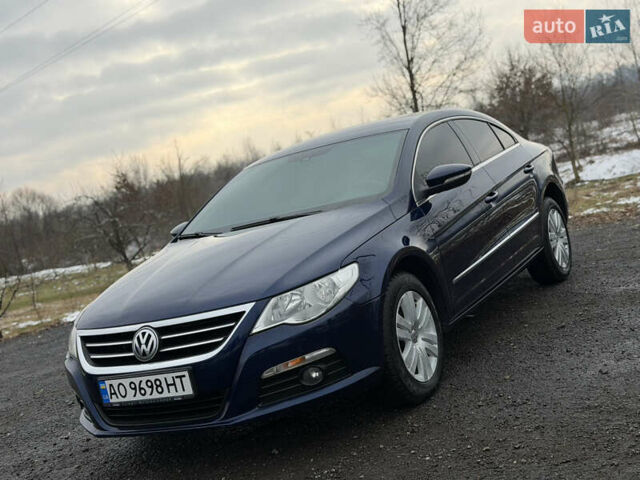 Синий Фольксваген CC / Passat CC, объемом двигателя 1.97 л и пробегом 370 тыс. км за 8400 $, фото 1 на Automoto.ua