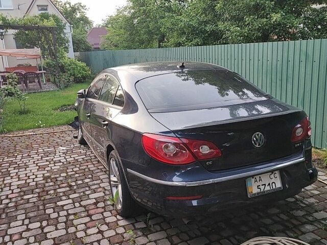 Синий Фольксваген CC / Passat CC, объемом двигателя 1.98 л и пробегом 220 тыс. км за 2800 $, фото 1 на Automoto.ua
