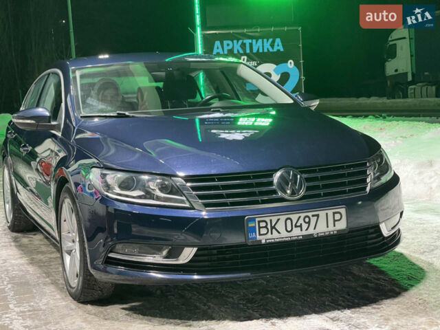 Синий Фольксваген CC / Passat CC, объемом двигателя 1.98 л и пробегом 133 тыс. км за 13999 $, фото 1 на Automoto.ua