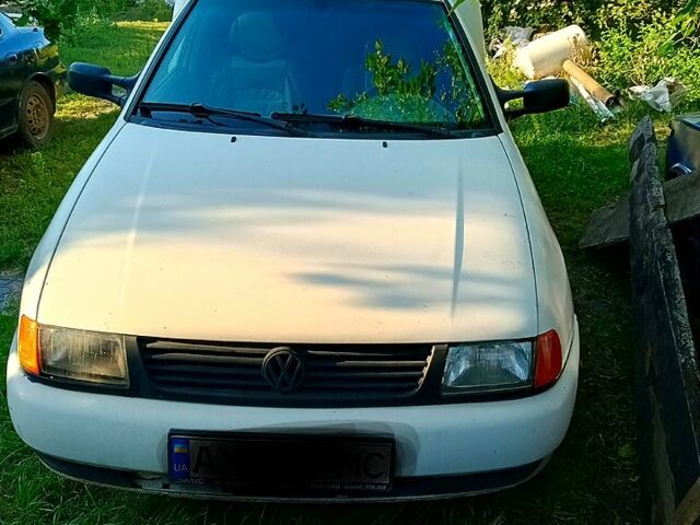 Белый Фольксваген Кадди, объемом двигателя 1.9 л и пробегом 0 тыс. км за 2000 $, фото 1 на Automoto.ua