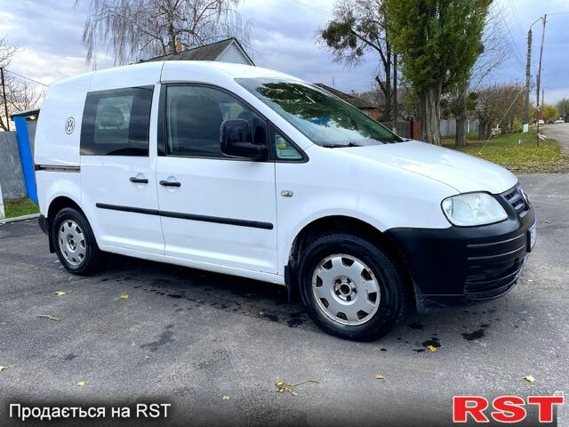 Белый Фольксваген Кадди, объемом двигателя 2 л и пробегом 289 тыс. км за 4800 $, фото 1 на Automoto.ua