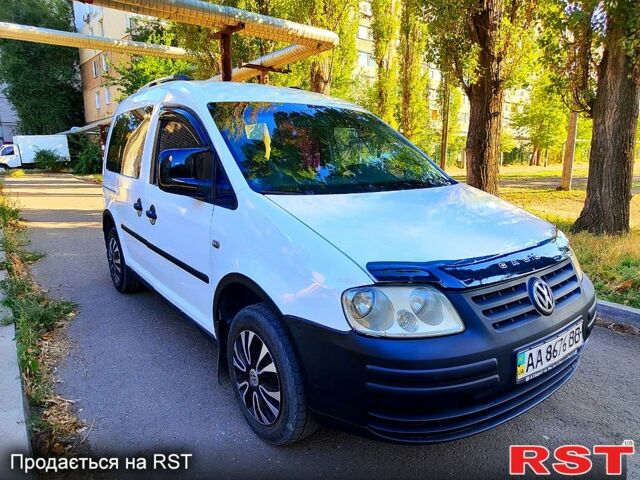 Белый Фольксваген Кадди, объемом двигателя 1.4 л и пробегом 225 тыс. км за 4850 $, фото 1 на Automoto.ua